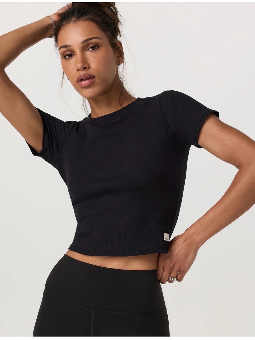 Vuori Black Pose Fitted Tee